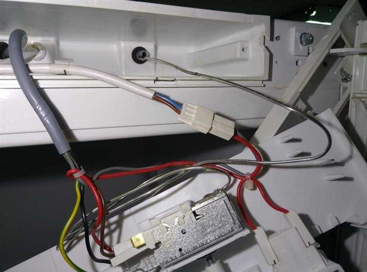 Как заменить термостат холодильника своими руками