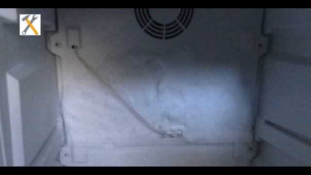 Как образуется лед на задней стенке?