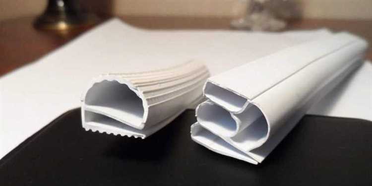 Как заменить уплотнительную резинку на холодильнике?