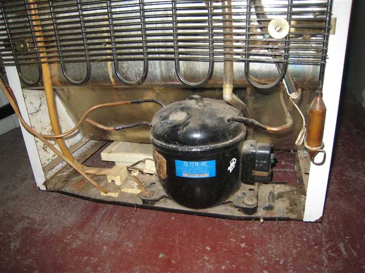 Неисправность компрессора или термостата